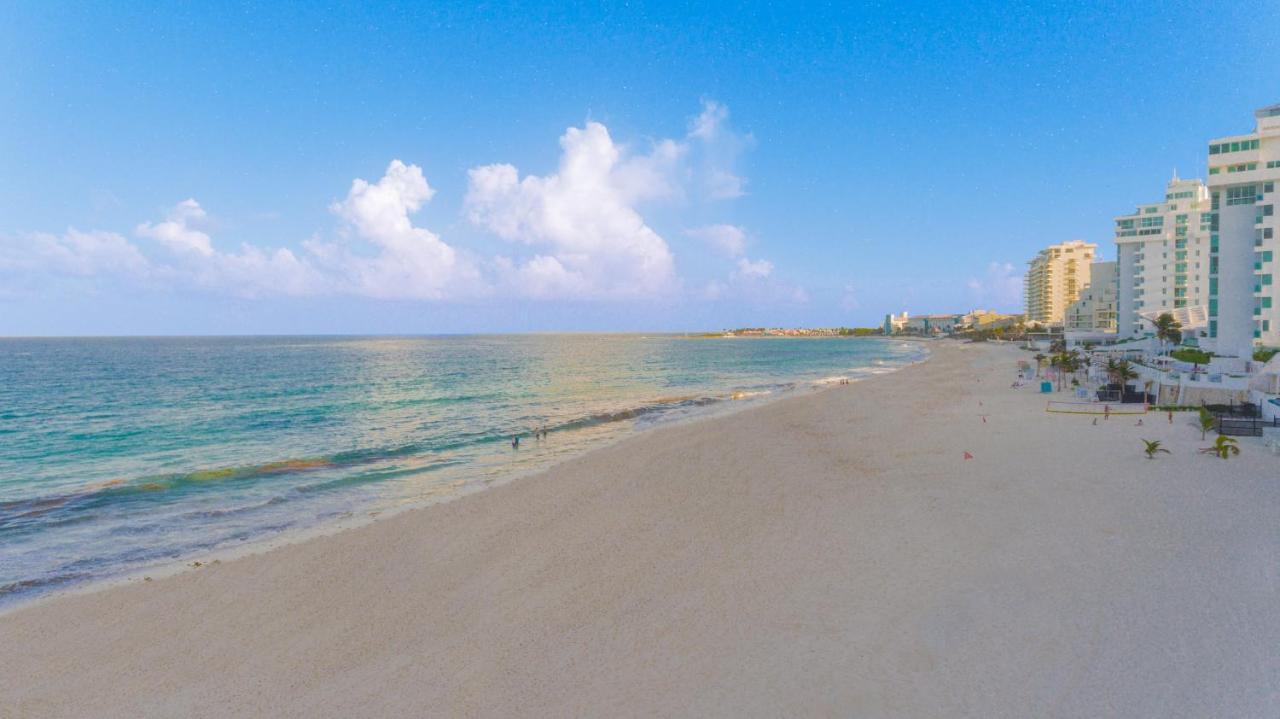 Beach Dream Sunrise Aparthotel Cancún Exteriör bild